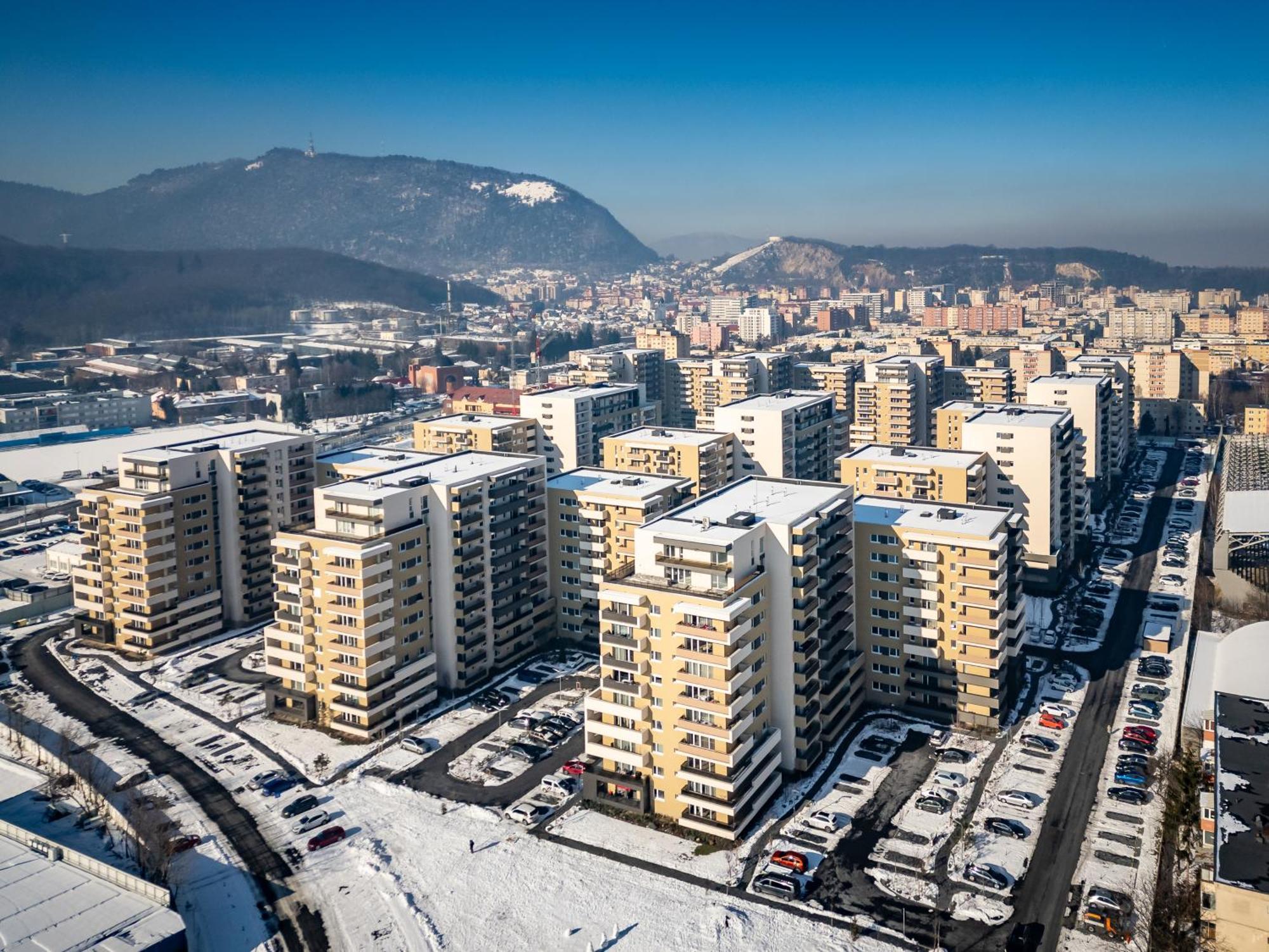Carpatilor Apart Hotel Брашов Екстер'єр фото